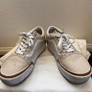 Vans low top size 8.5 in women. They have been worn. Please see picture.